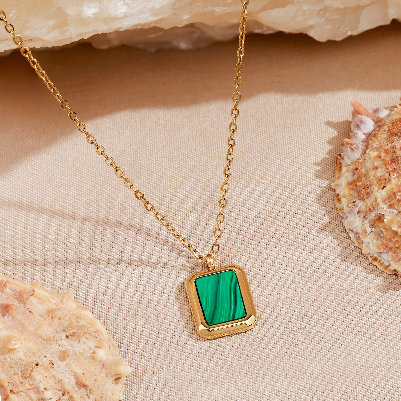 Collier Naos – Malachite & Dorure 18K