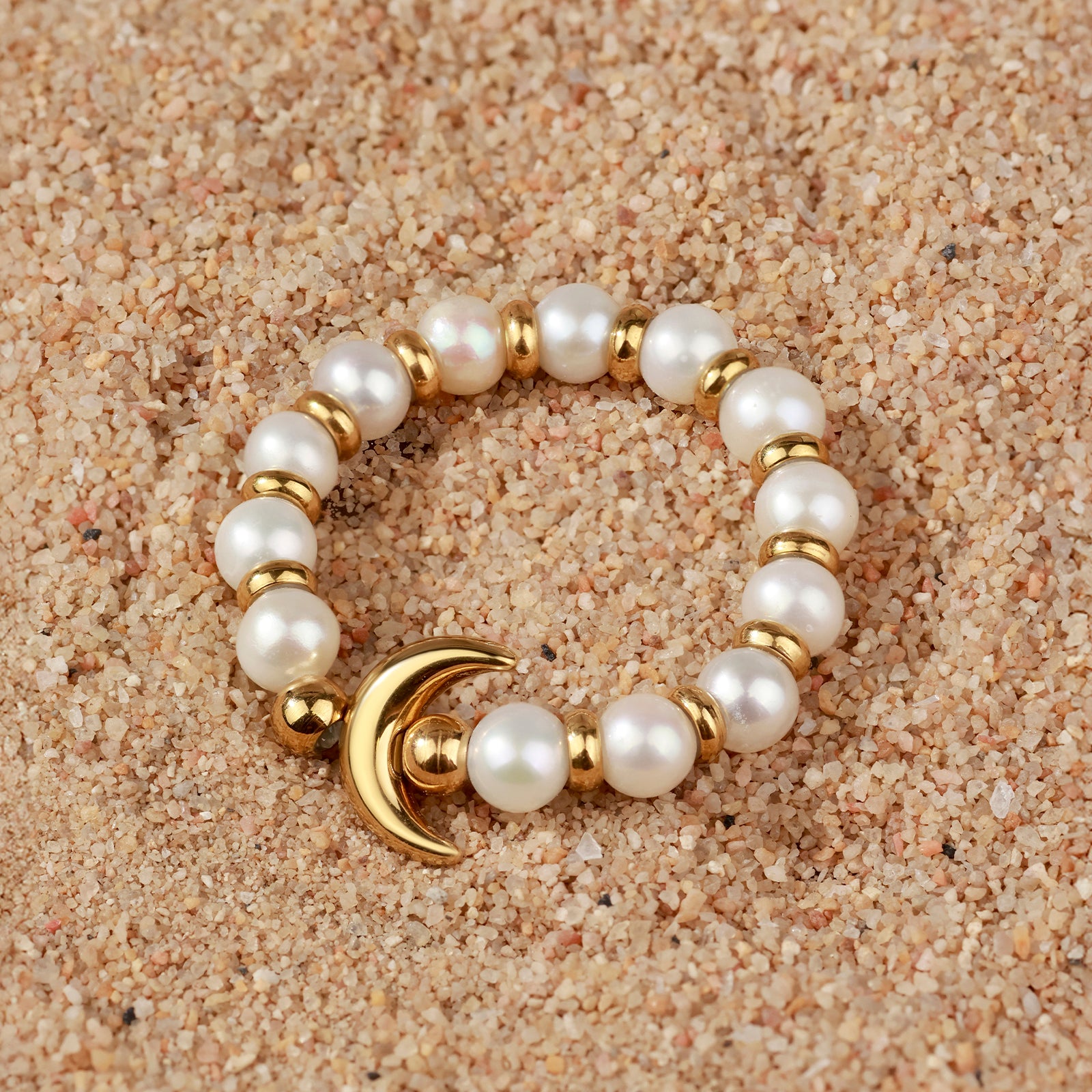 Bague Perla Luna – Perles naturelles & croissant doré