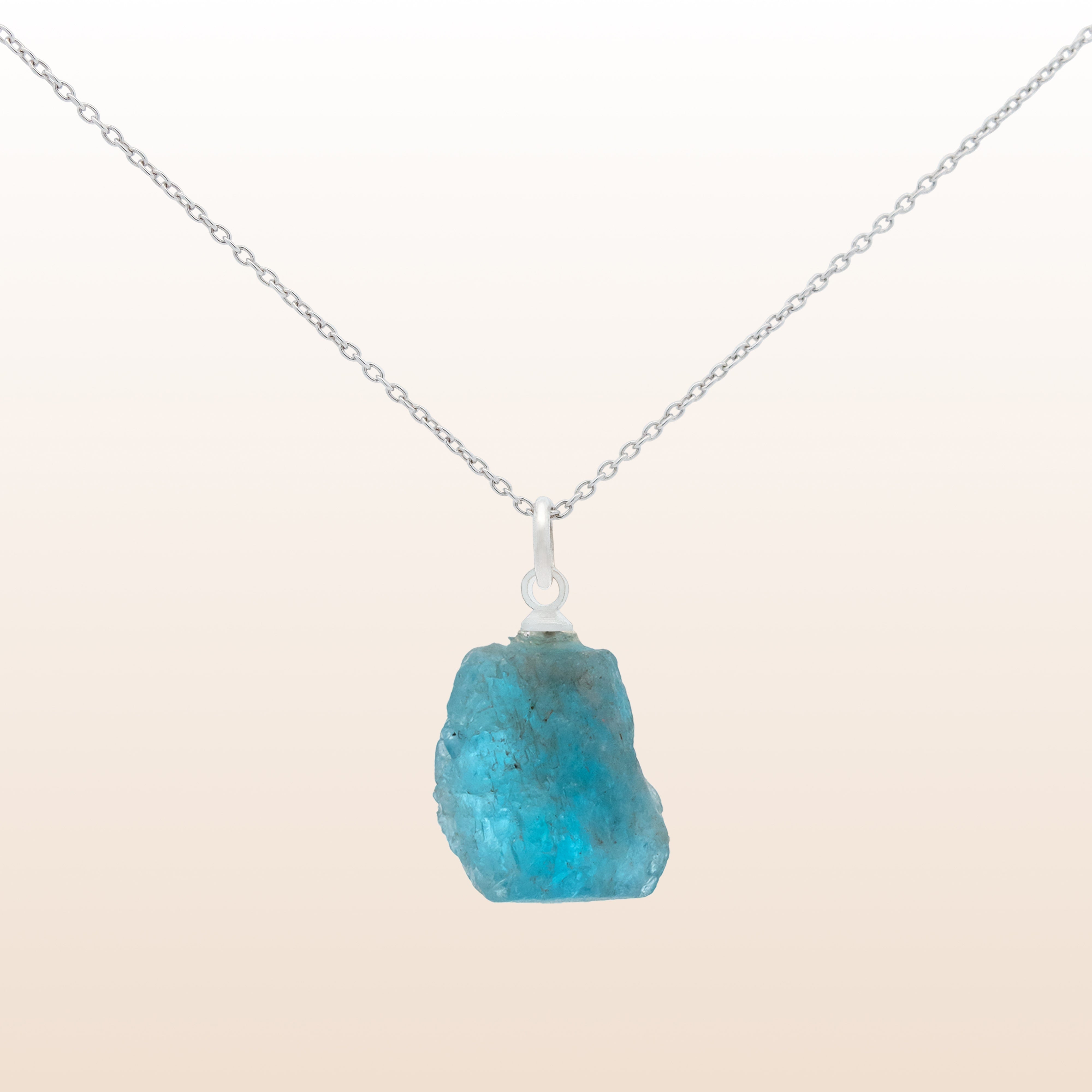 Collier en Apatite naturelle (pierre brute)