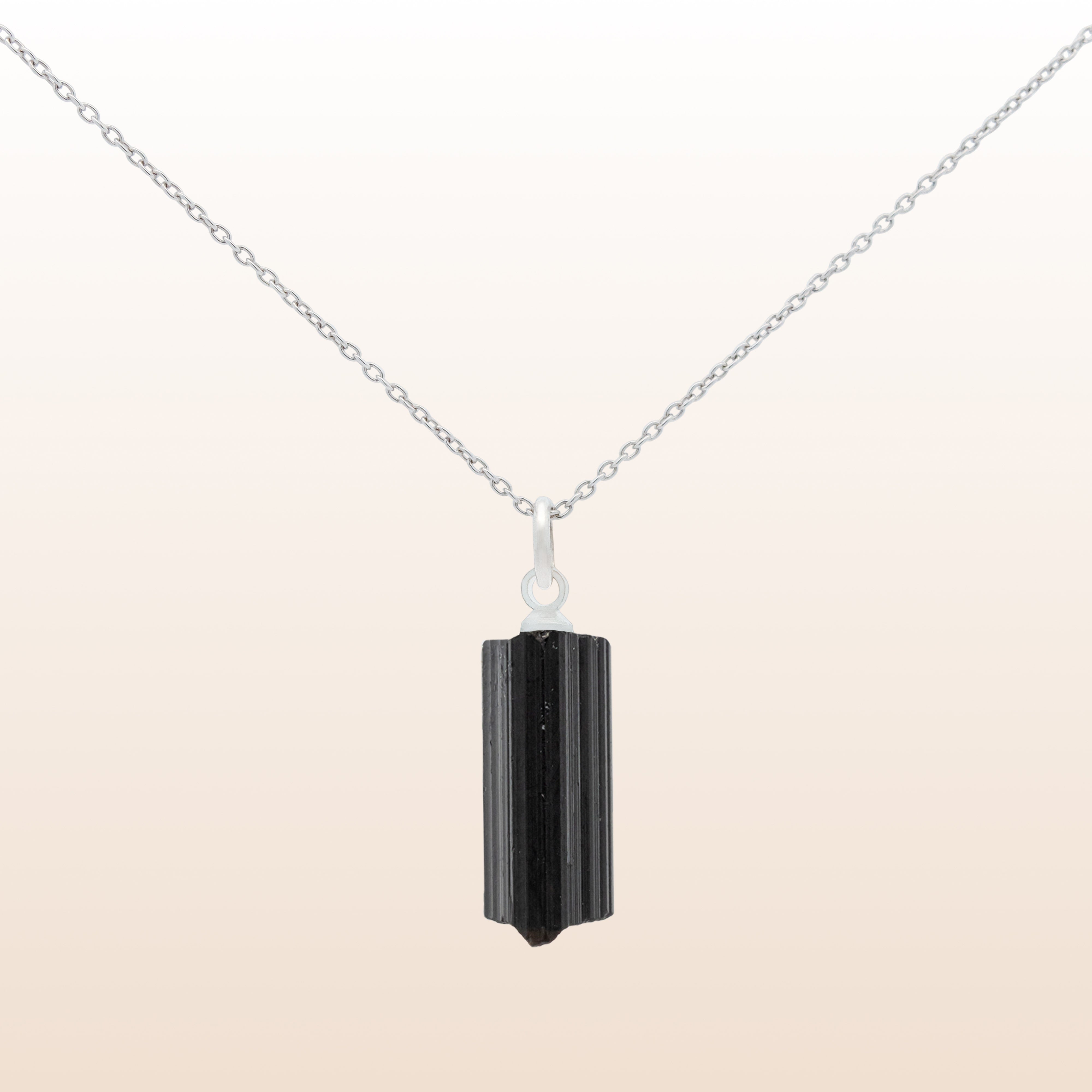 Collier en Tourmaline noire naturelle (Pierre brute)