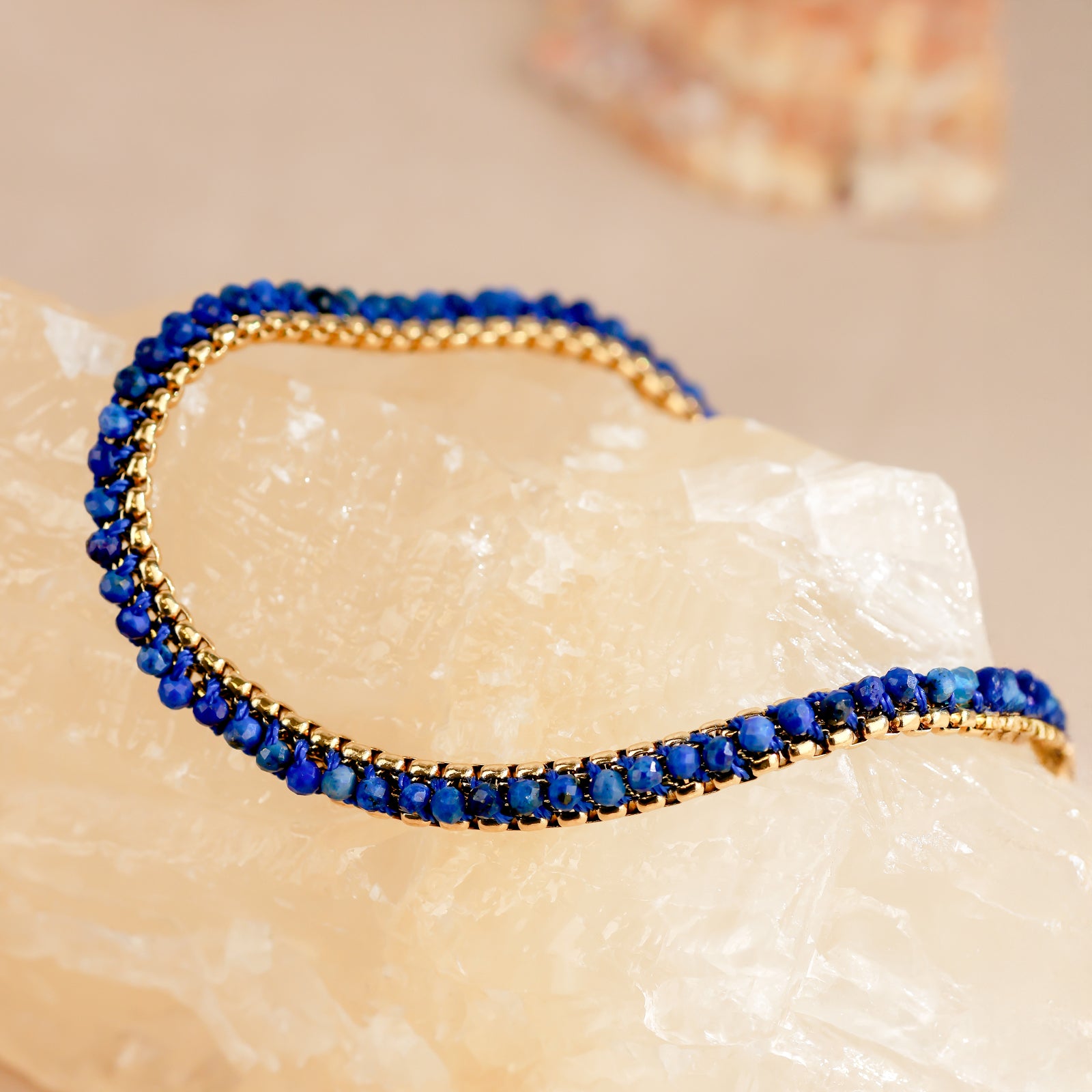 Bracelet Indra Lapis – Lapis-lazuli tressé & dorure 18K