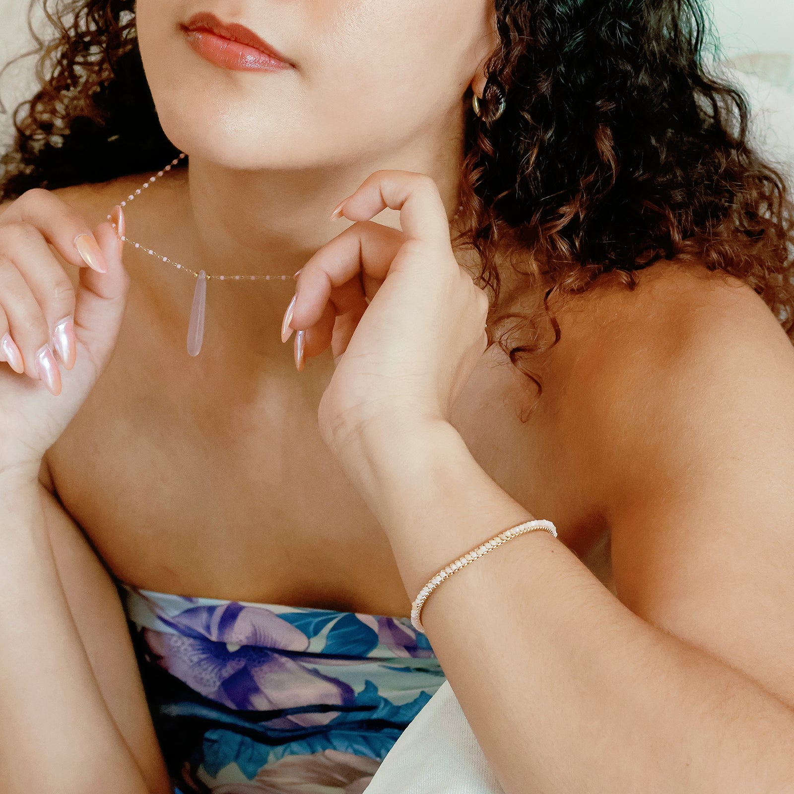 Bracelet Indra Quartz – Quartz rose tressé & dorure 18K